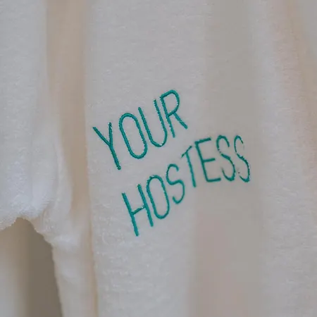 Yourhostess * Athens