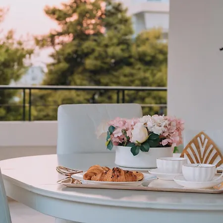 Yourhostess Apartment Athens