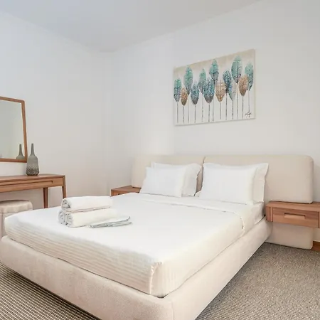 Yourhostess Apartment Athens