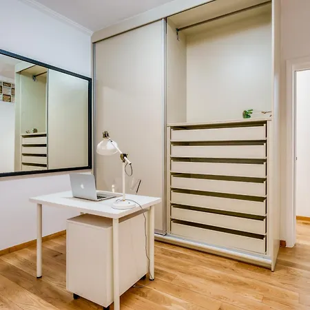 Yourhostess Apartment *